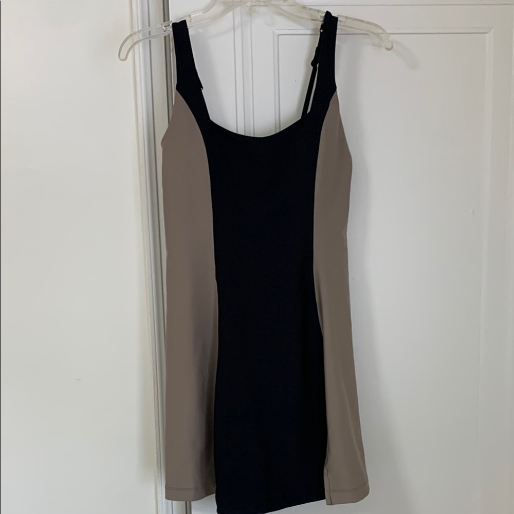 NWT YPB  sculptLUX Colorblock Active Dress